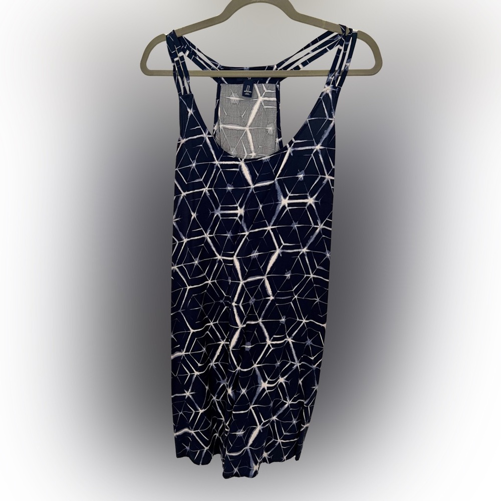 GAP Navy and White Geometric Dress, size Large